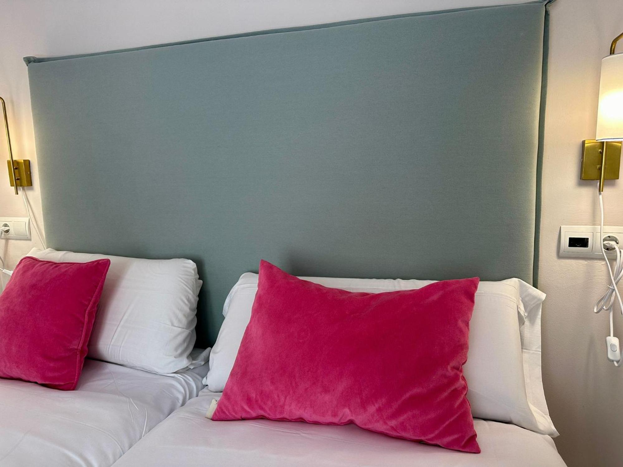 Urbe10 Pries Suite Malaga Exterior photo